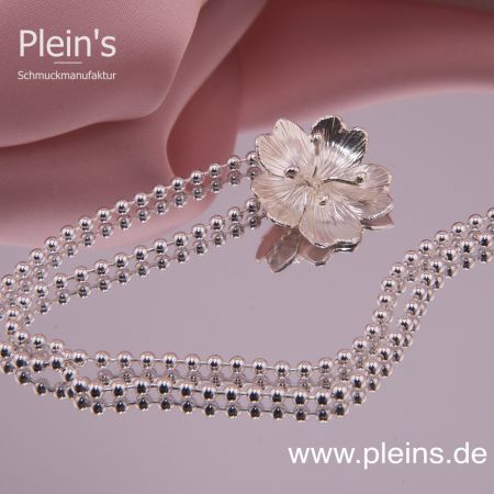 Silberanhänger Blüte mit Kugelkette